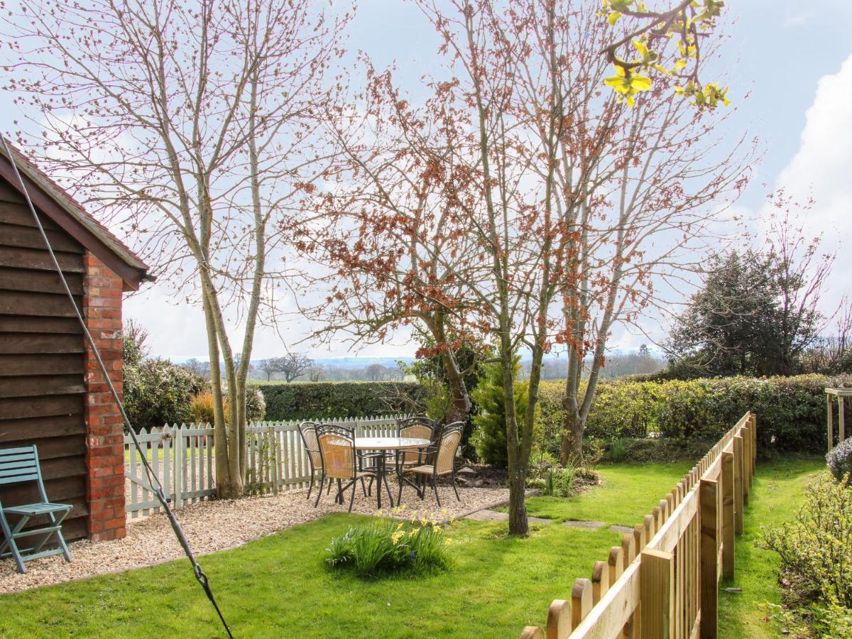 1 Royal Oak Cottages Шрусбери Экстерьер фото